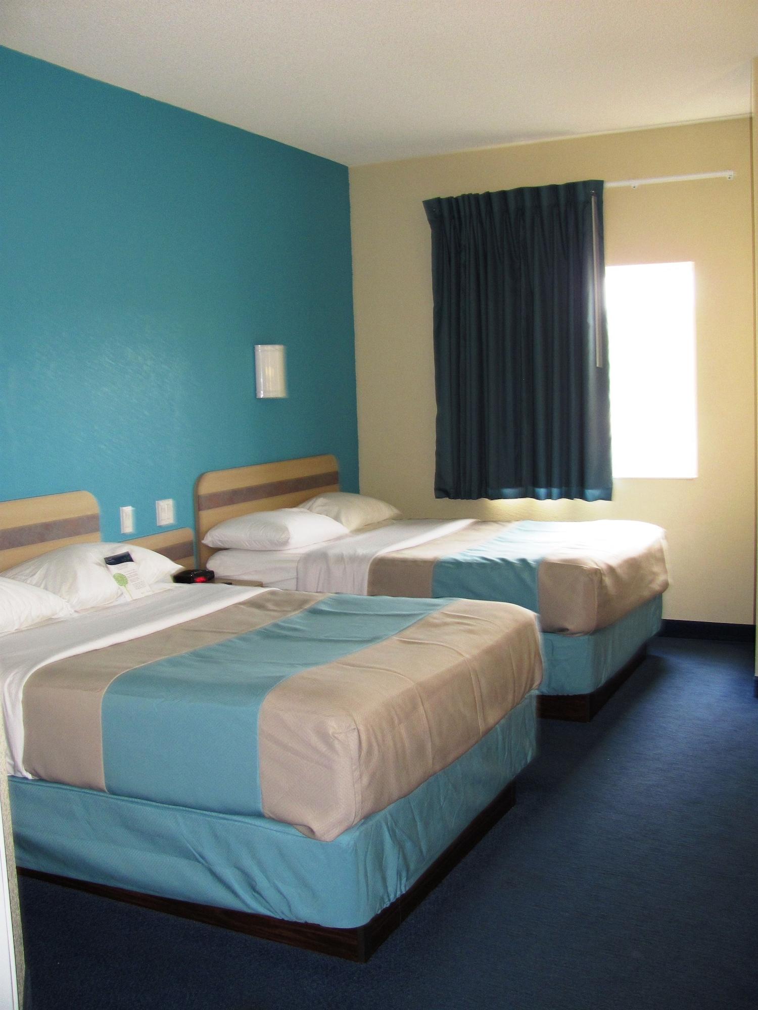 Motel 6-Huntsville, On Eksteriør billede